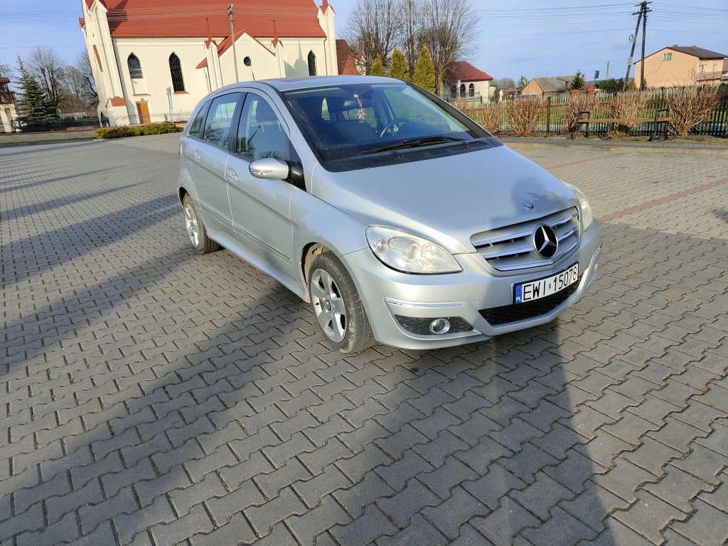 Mercedes b170 w245