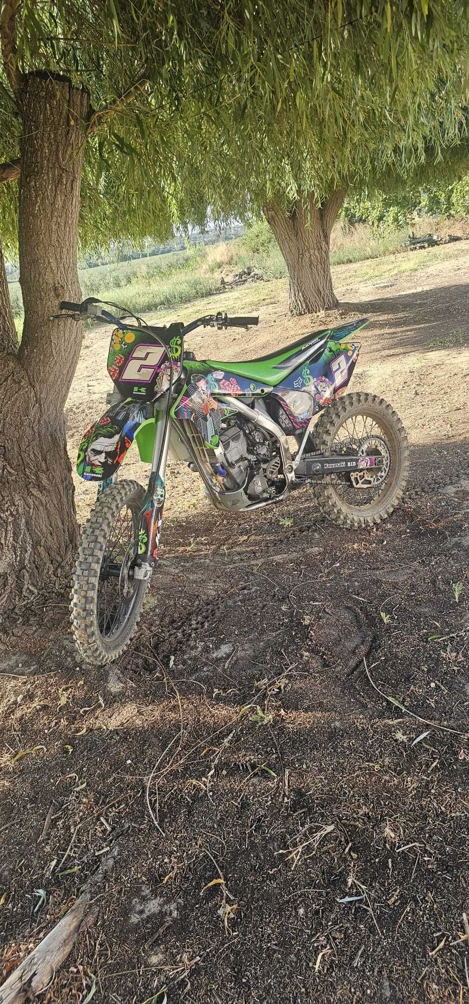Troco kx 250f por mota a 2t ou vendo
