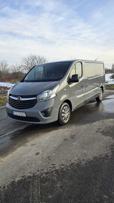 Wynajem busa dostawczego OPEL VIVARO przeprowadzki, transportu towarów