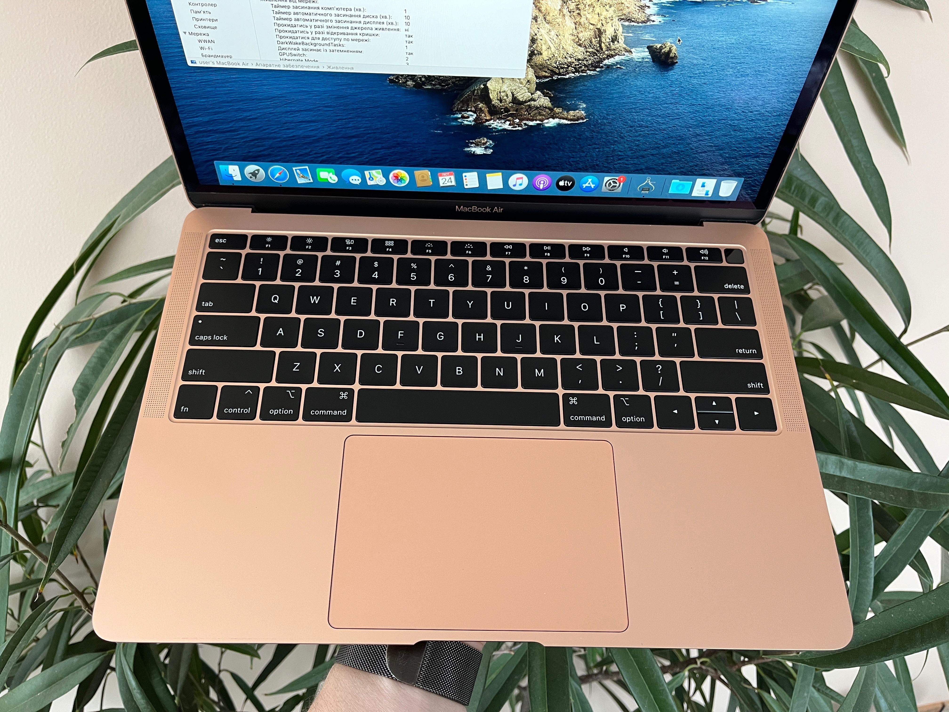 Apple MacBook Air 13” 2019 Gold / i5 / 8Gb Ram / 128Gb SSD / 242 цикли