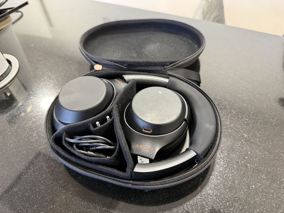 Headphones Sony WH-1000XM3