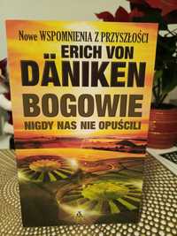 Daniken. Bogowie nas nie opuścili