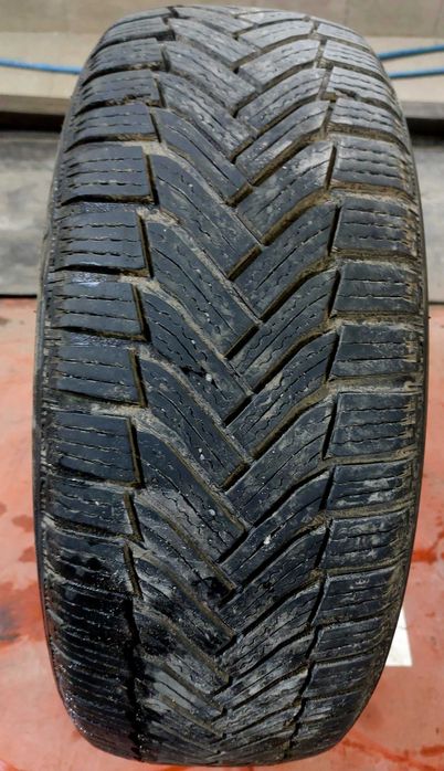 Sprzedam oponę zimową Michelin Alpin 6 205/55R16 91H
