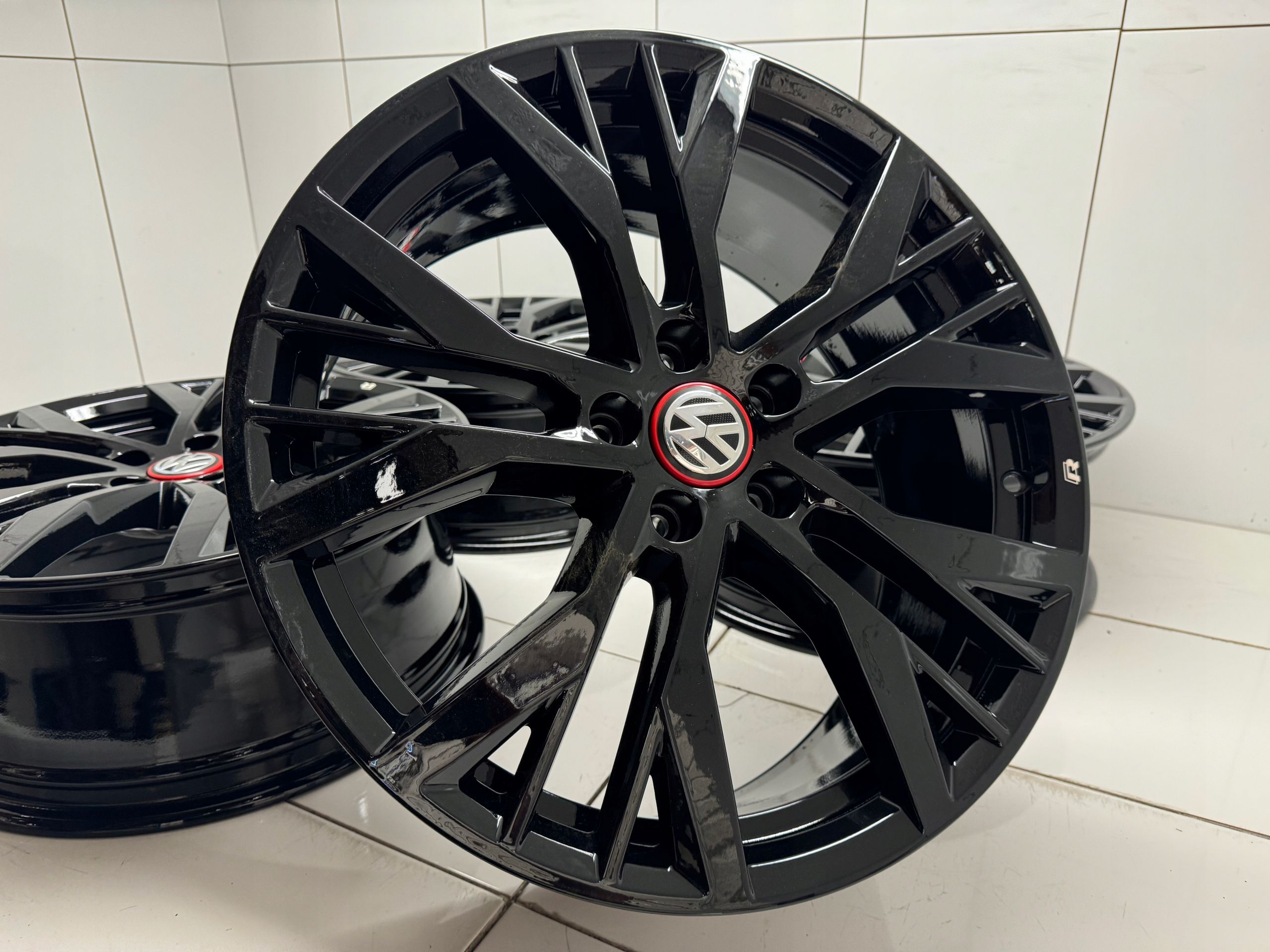 Felgi 19 VW golf Vii Gti 5G0 7.5Jx19H2 Et51 5x112 r Line Idealne