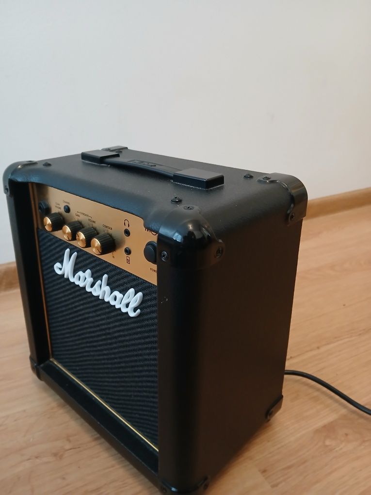 Sprzedam wzmacniacz Marshall mg10 gold