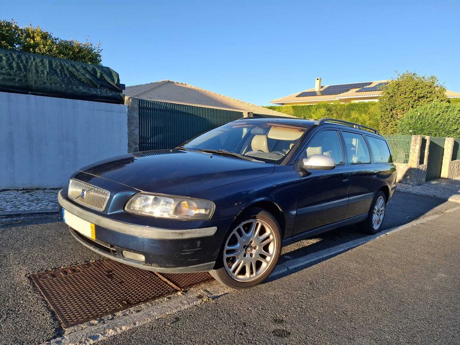 Volvo V70 T5 com motor com 108 mil km