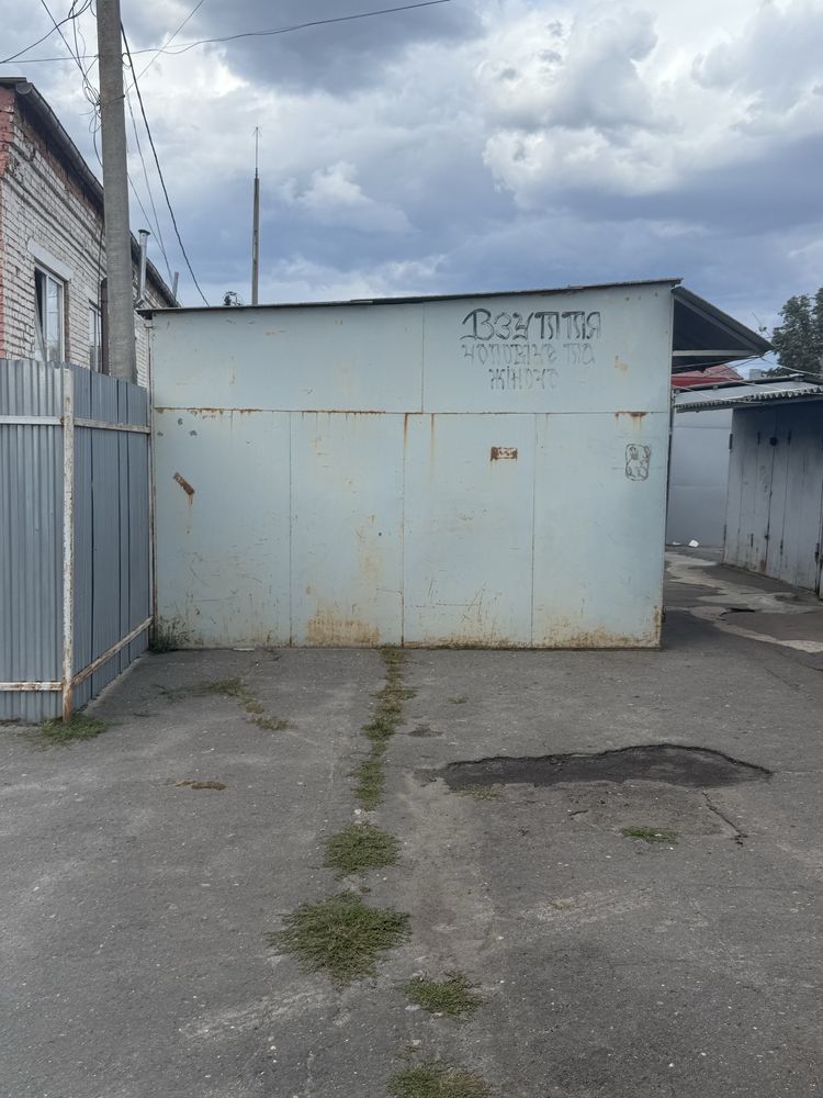 Продам контейнер на речовому ринку