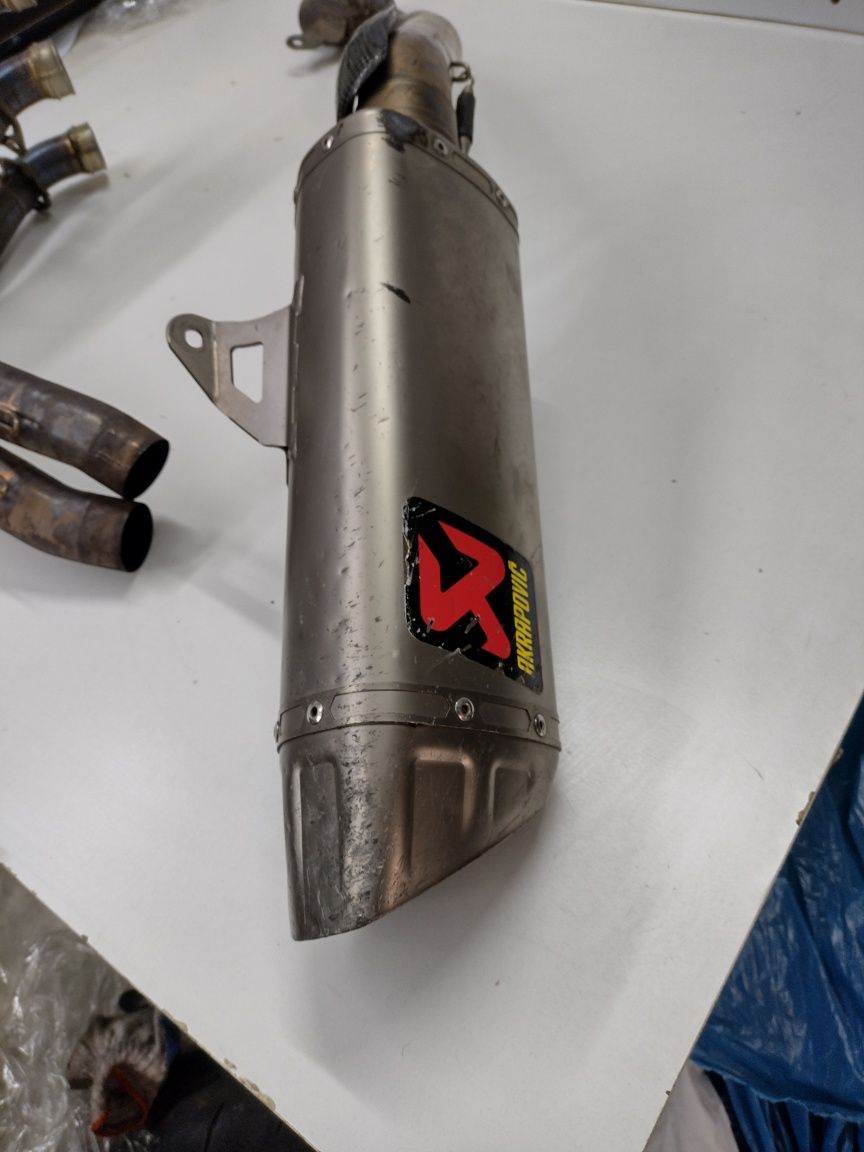 Akrapovic honda CBR 1000rr SC 77