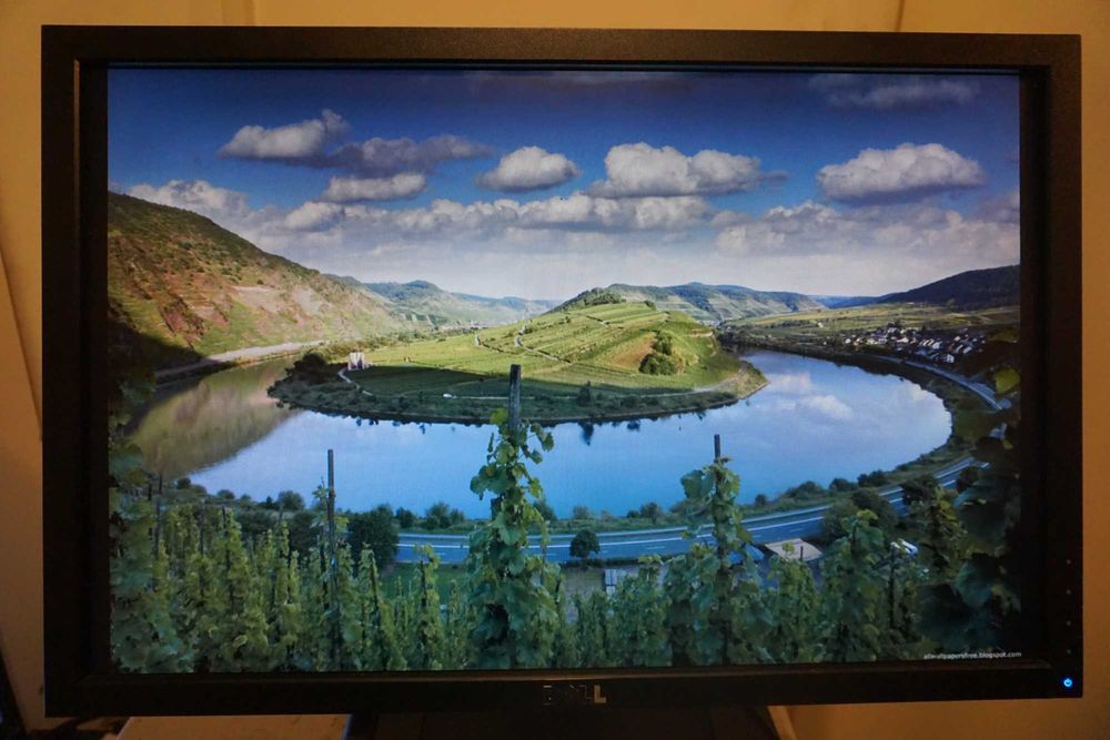 Monitor 22 DELL E2210f / Łódź/ Możliwa większa ilość