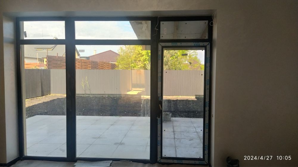 Терасні вікна з дверима