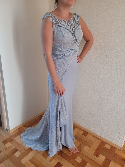 Długa sukienka wizytowa