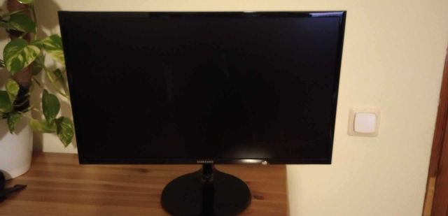 Monitor Samsung 24`