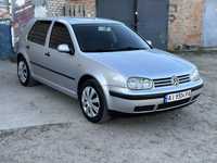 VW Golf 2001 рік