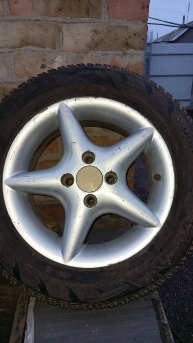 Продам диски 14 радіус стояли на Вольво