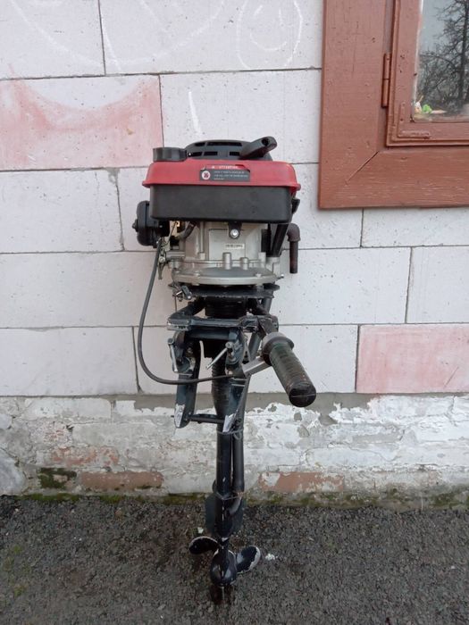 Мотор лодочний без передач чотирьох тактний