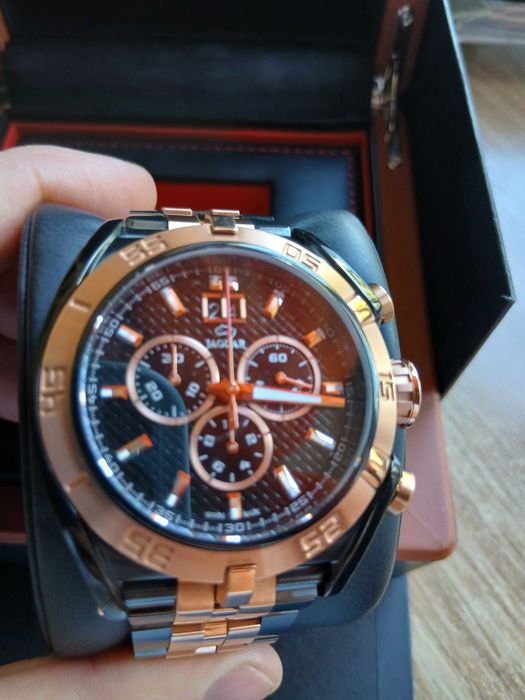 Часи ягуар Швейцария