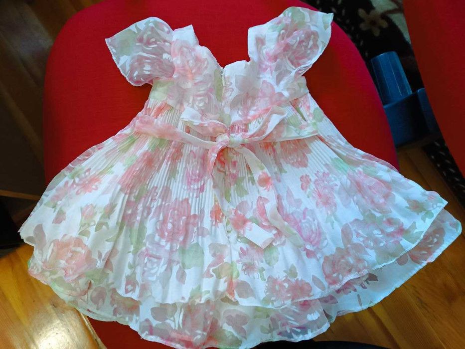 Ніжна нарядна дитяча сукня плаття на маленьку дівчинку 1-2 р (Франція)