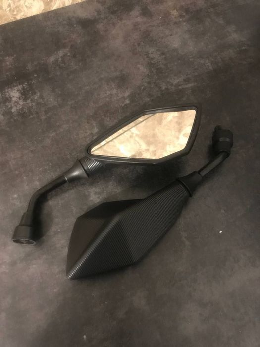 Новые Спортивные Боковые Зеркала для Мотоцикла/Скутера (Черный Карбон)