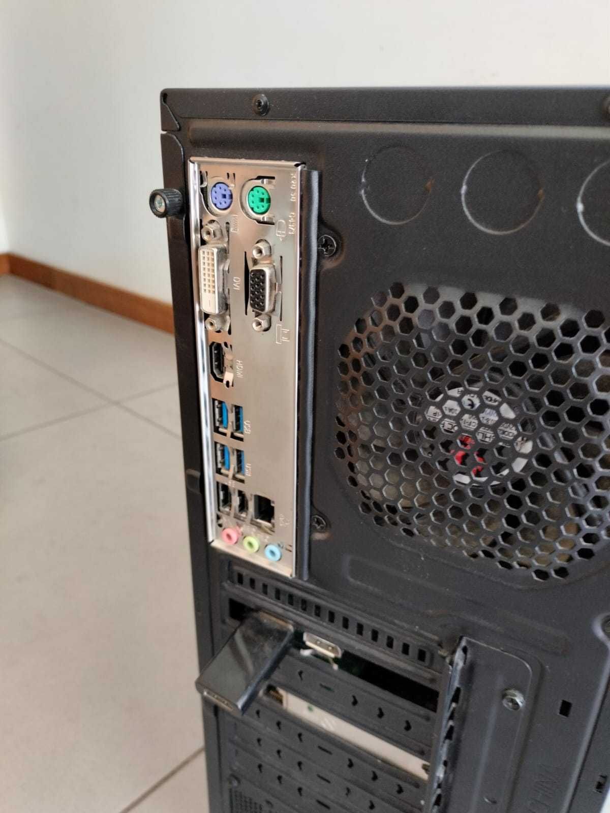 Computador 240Gb SSD - AMD Ryzen 3 - 16Gb Memória
