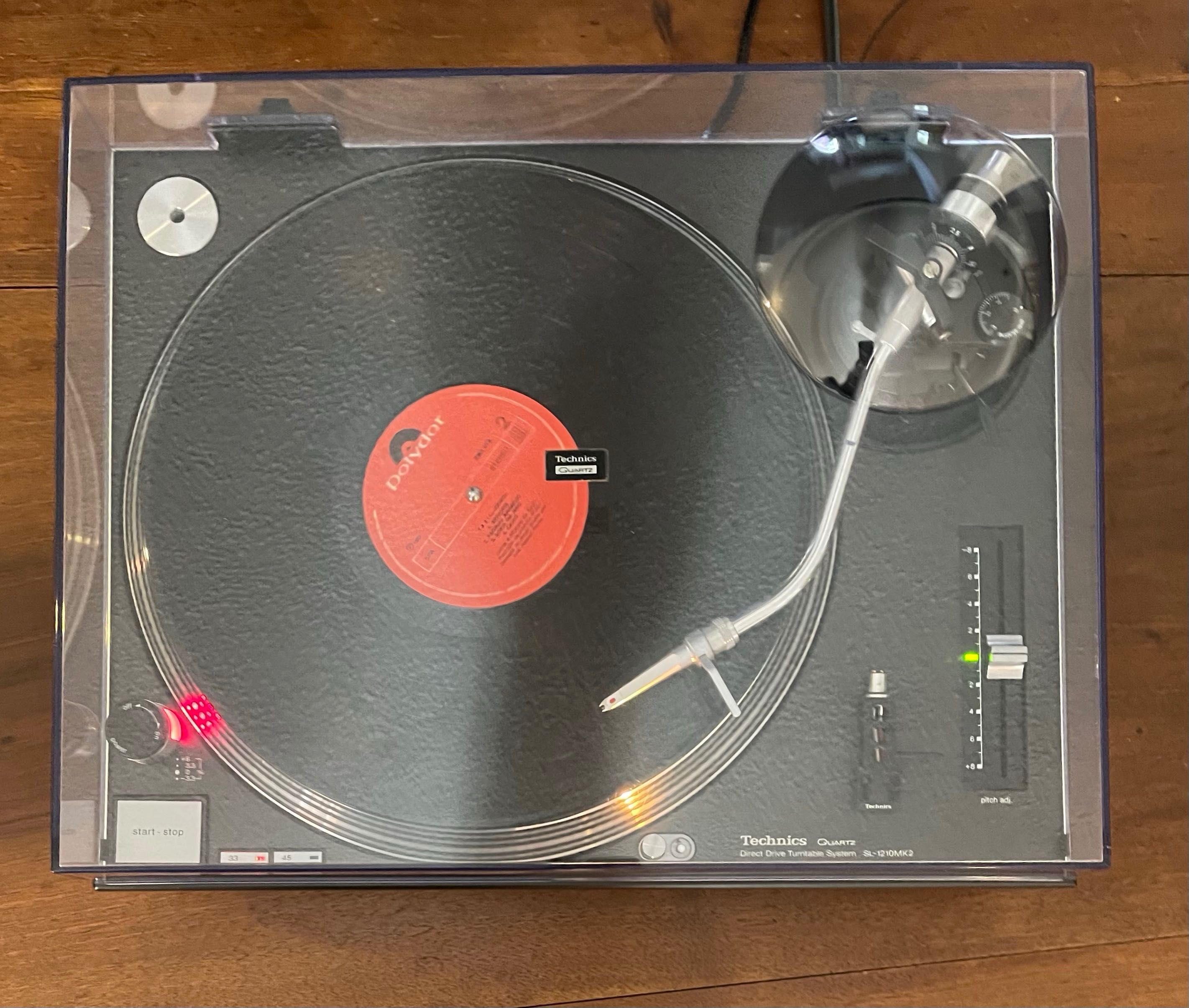 Technics SL 1210 MK2