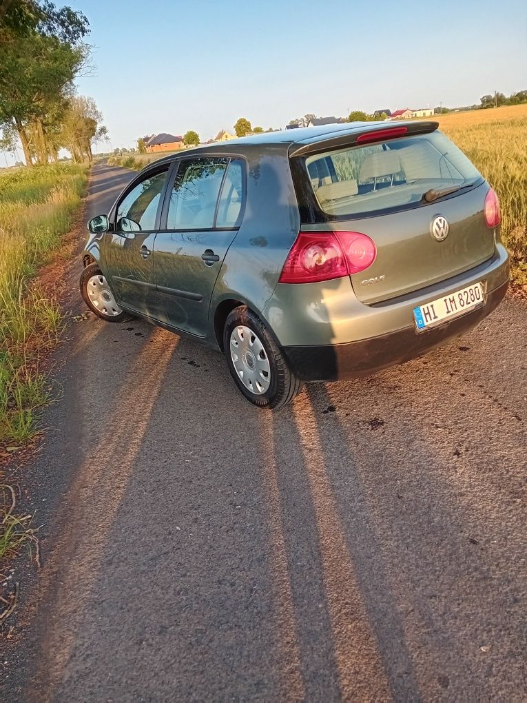 Sprzedam Golf 5 1.4MPI