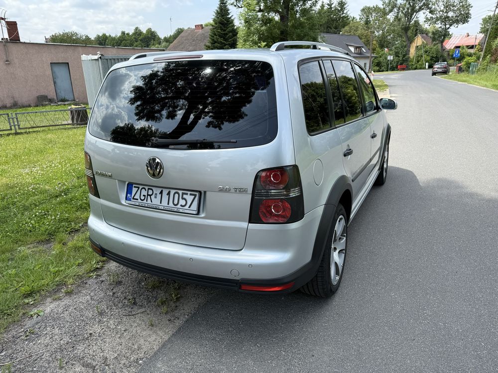 Vw touran cross tdi zamiana