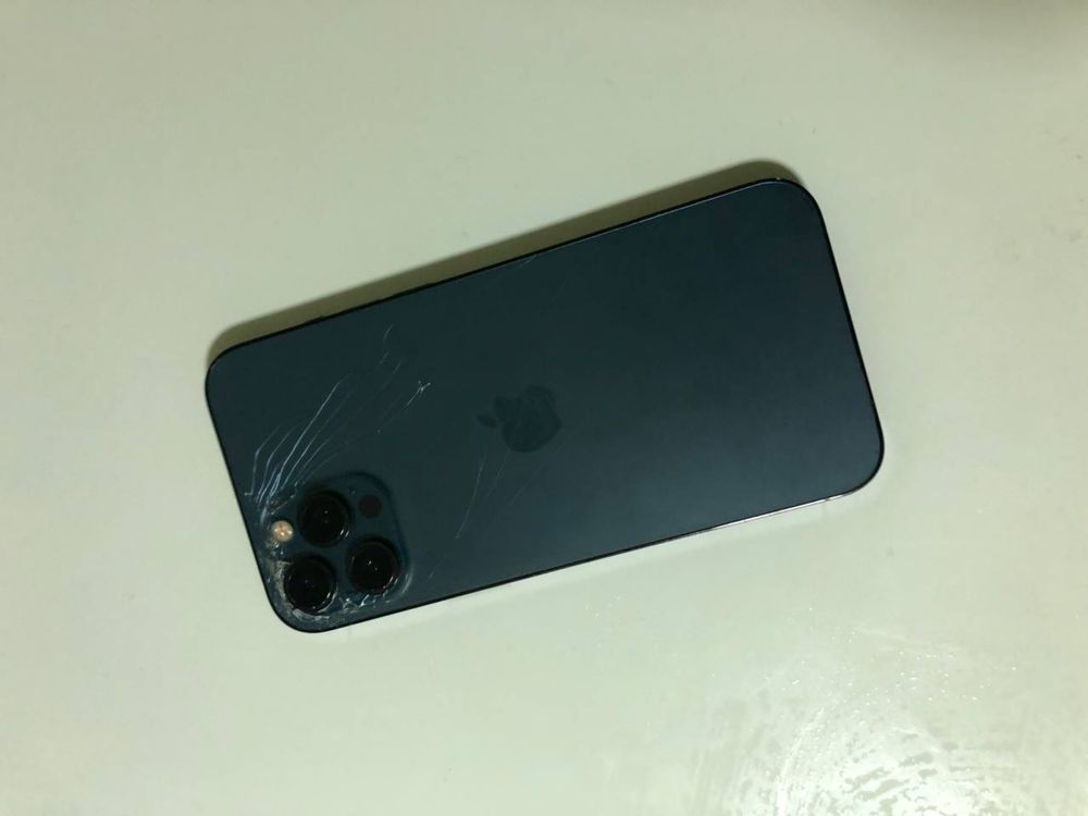 айфон 12про макс  128Gb