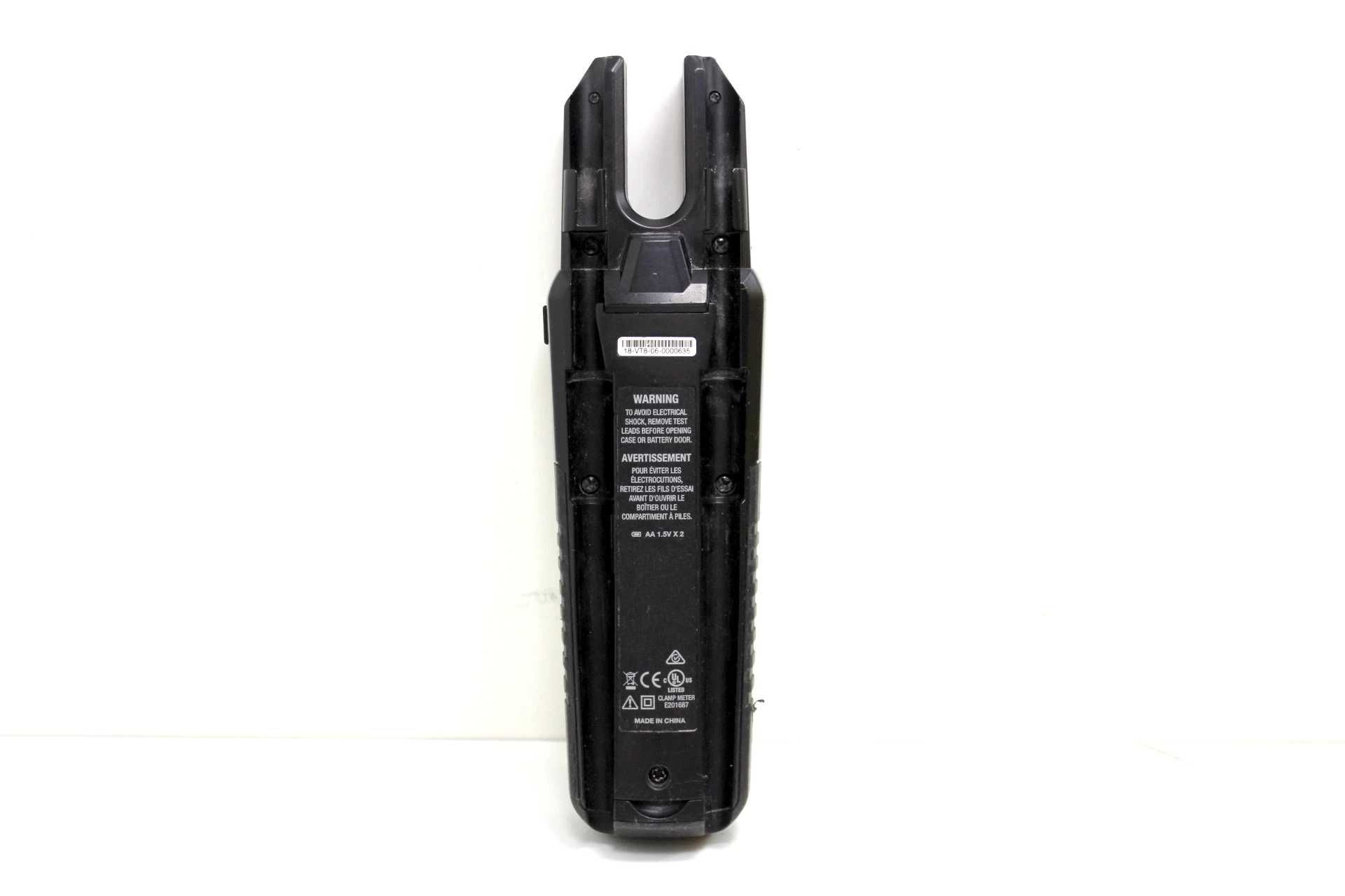 Miernik cyfrowy cęgowy FLIR VT8-600