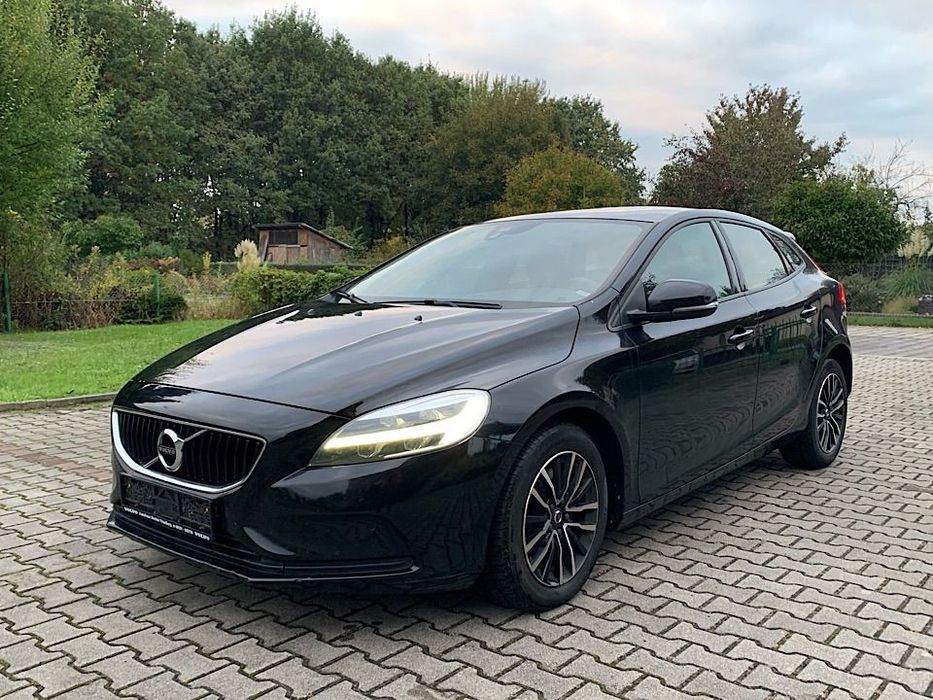 Volvo V40 2.0D 150KM ,Navi,Grzane fotele,Tempomat,2XPDC,Panorama,Serwisowan