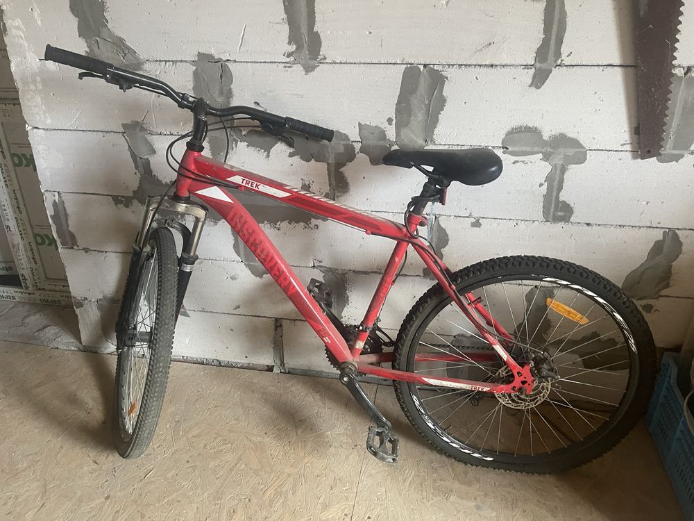 Велосипед Discovery Trek 26
