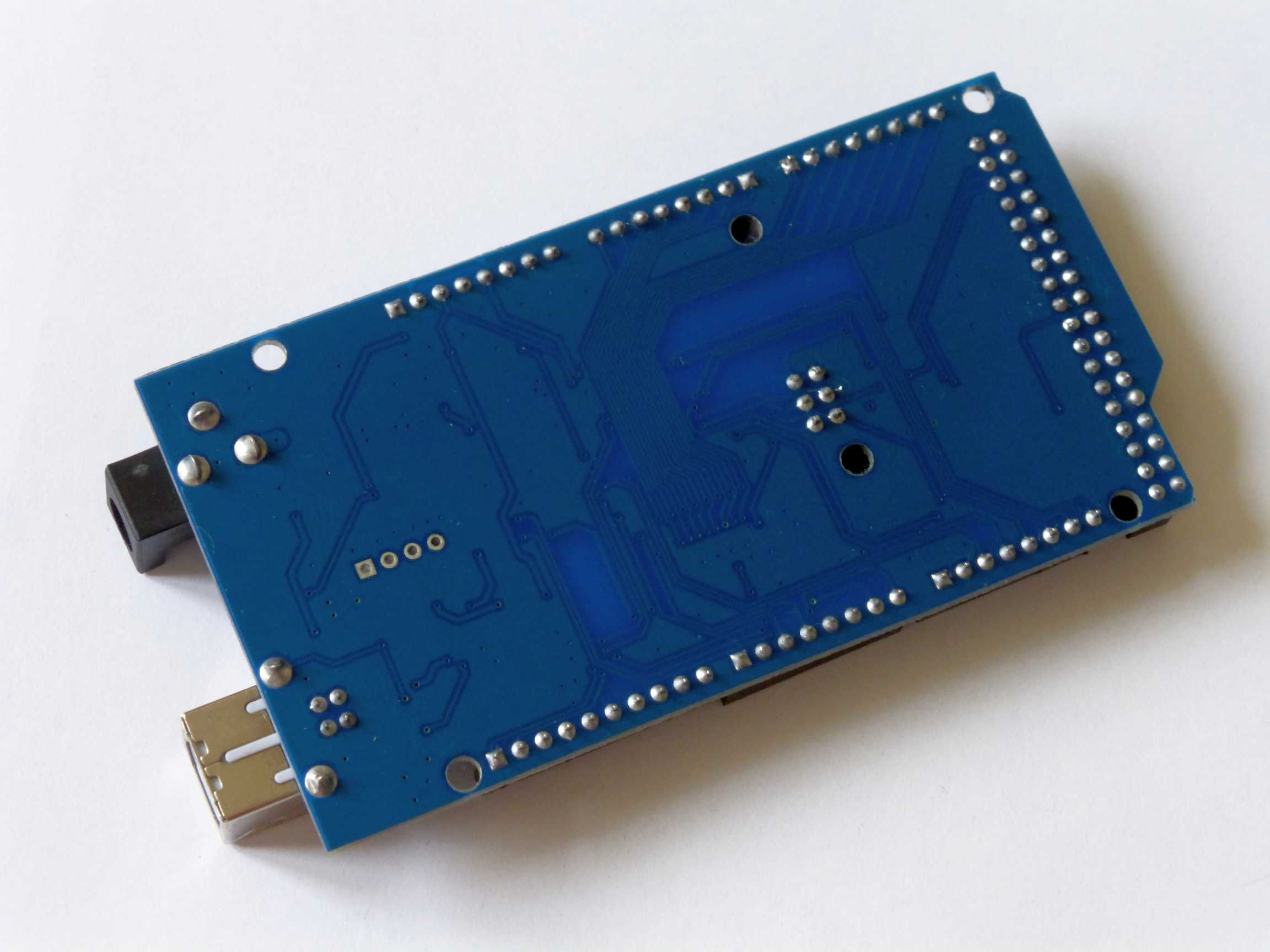 Arduino Mega 2560 + Sensor Shield v2.0 + kabel USB