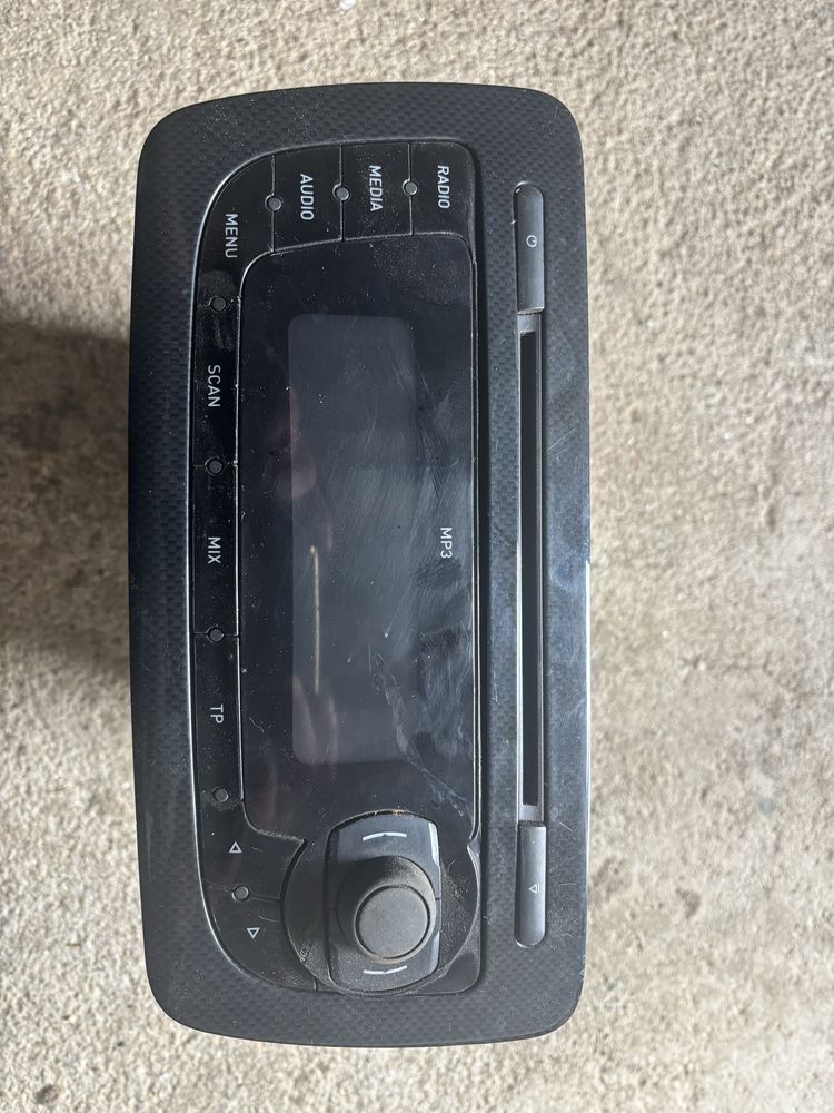 Vendo radio seat ibiza 6j
