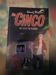 Livro "Os Cinco na Casa em Ruínas"