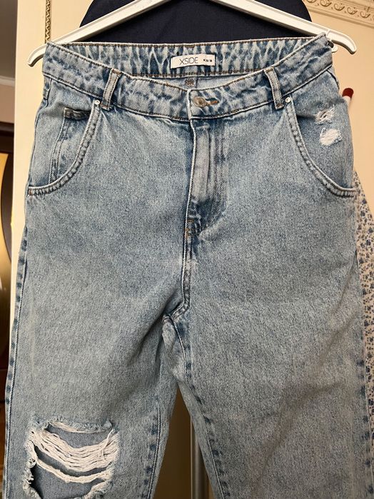 Джинси мом вільні