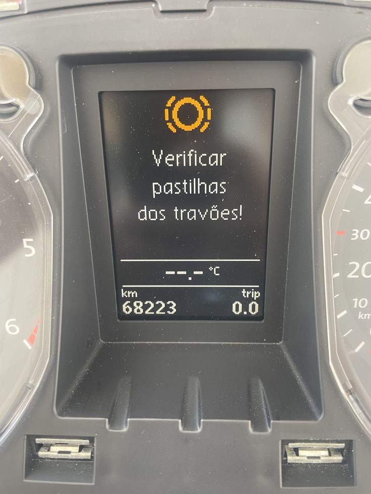 Quadrante com 68000 km Passat CC Passat B7