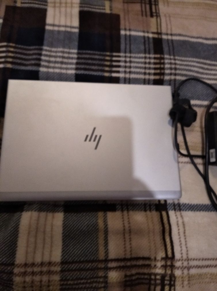 HP EliteBook 745 G6