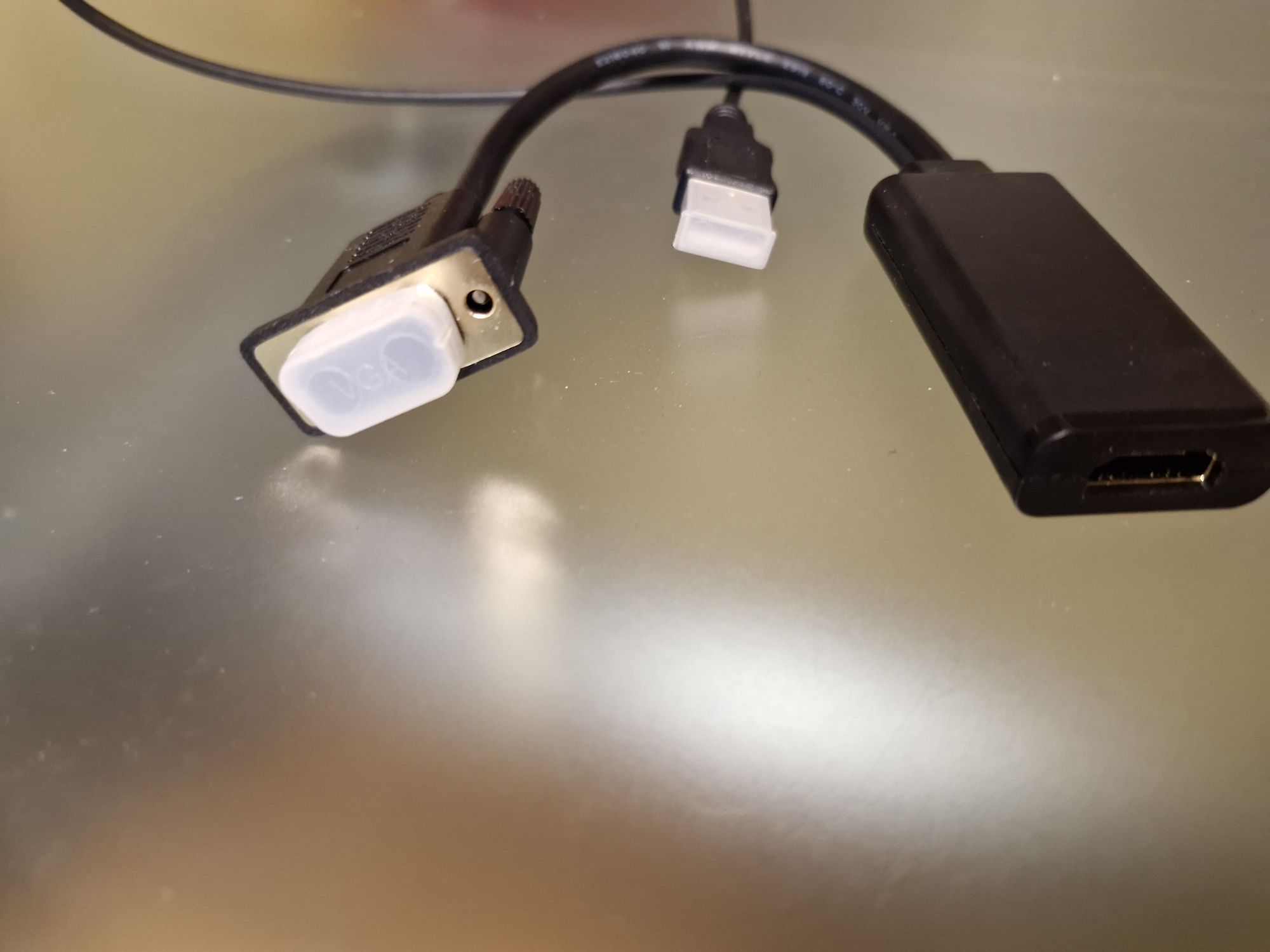 Przejście z HDMI na VGA