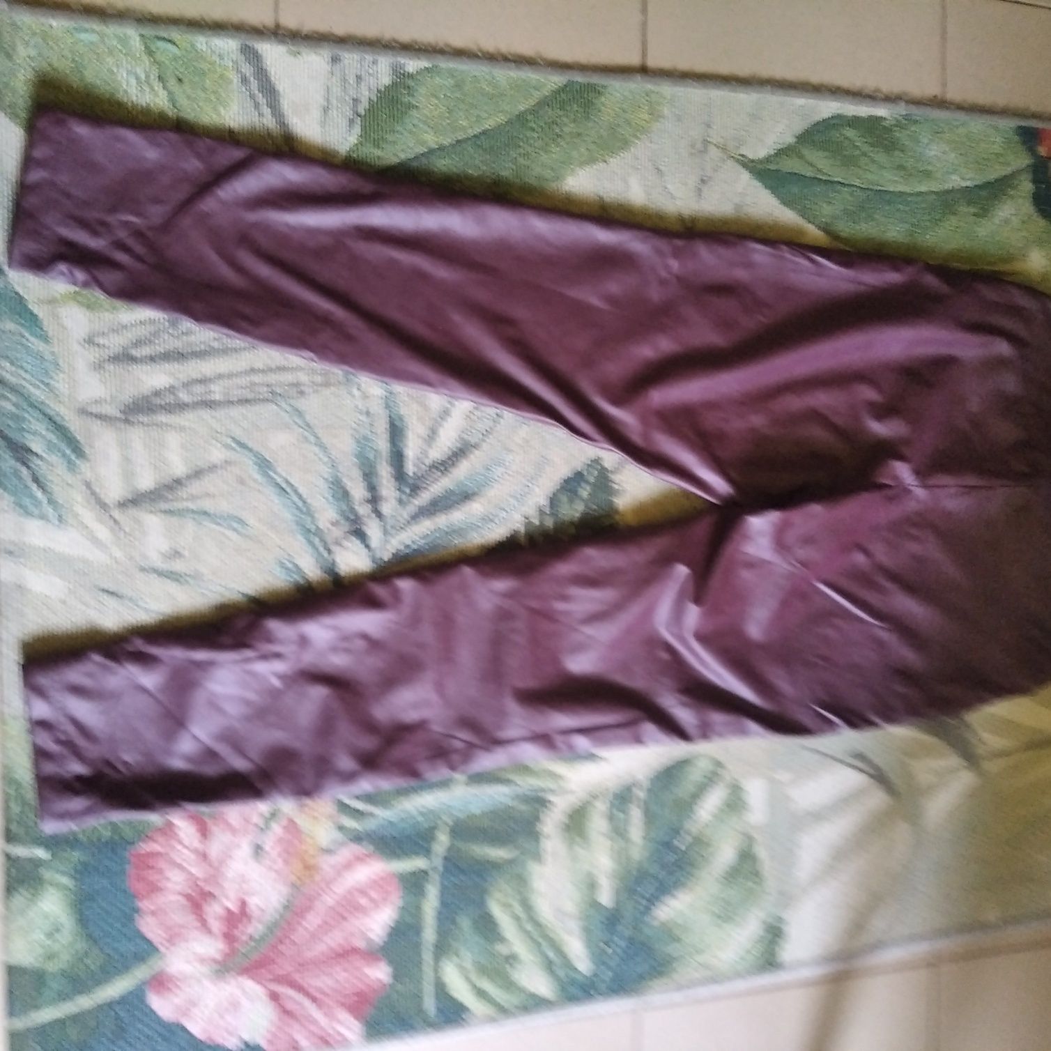 Spodnie damskie skóropodobne rozmiar L Clockhause
