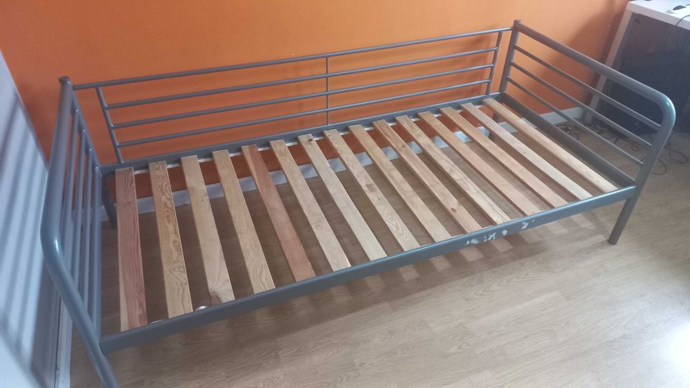 Łóżko Ikea Svarta 200x90