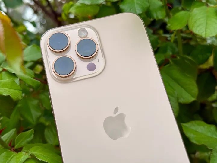 Iphone 16 pro max 512Gb rigorosamente novo bateria a 100%