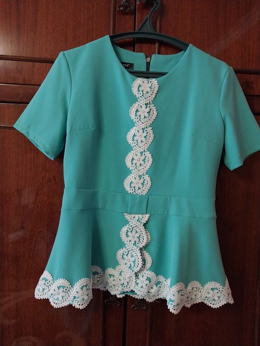 Продам жіночий літній костюм