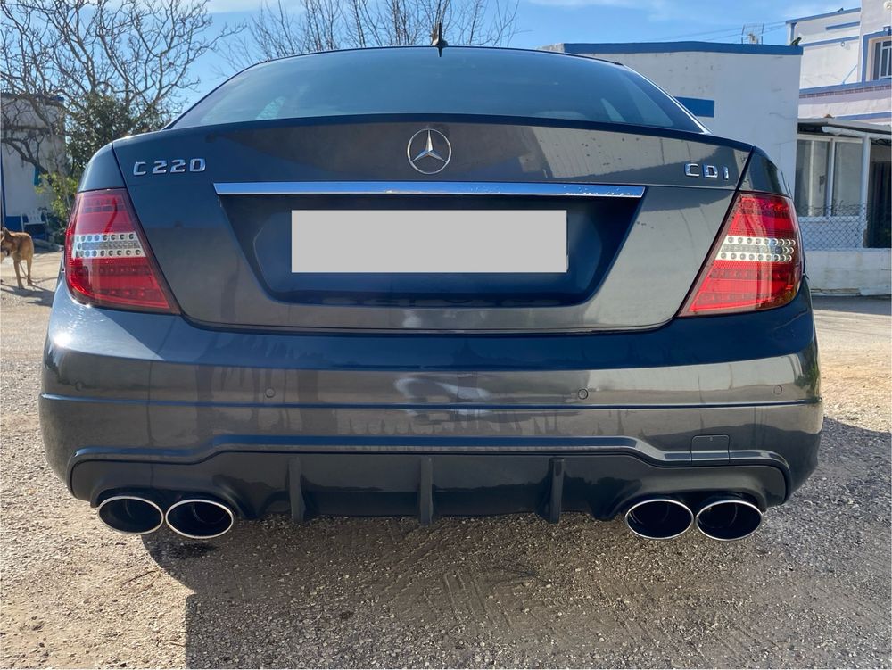 Mercedes-Benz C220 Amg