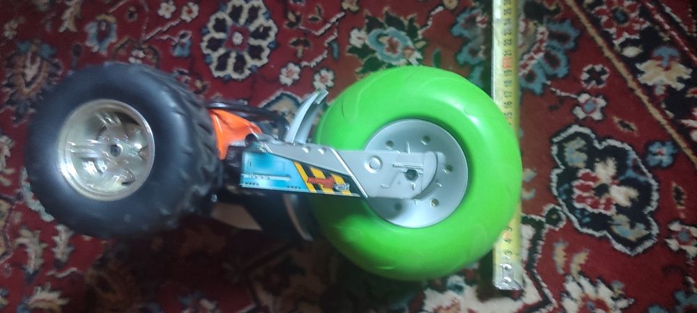 Машинка перевёртыш Tyco R/C