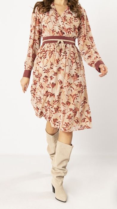 Quiosque sukienka w kwiaty r. 46 jesienna