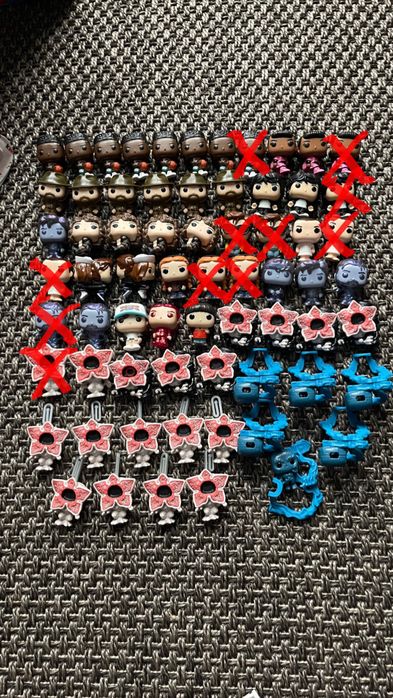 Іграшки Kinder Дивні Дива Фігурки Kinder (Очень странные дела)