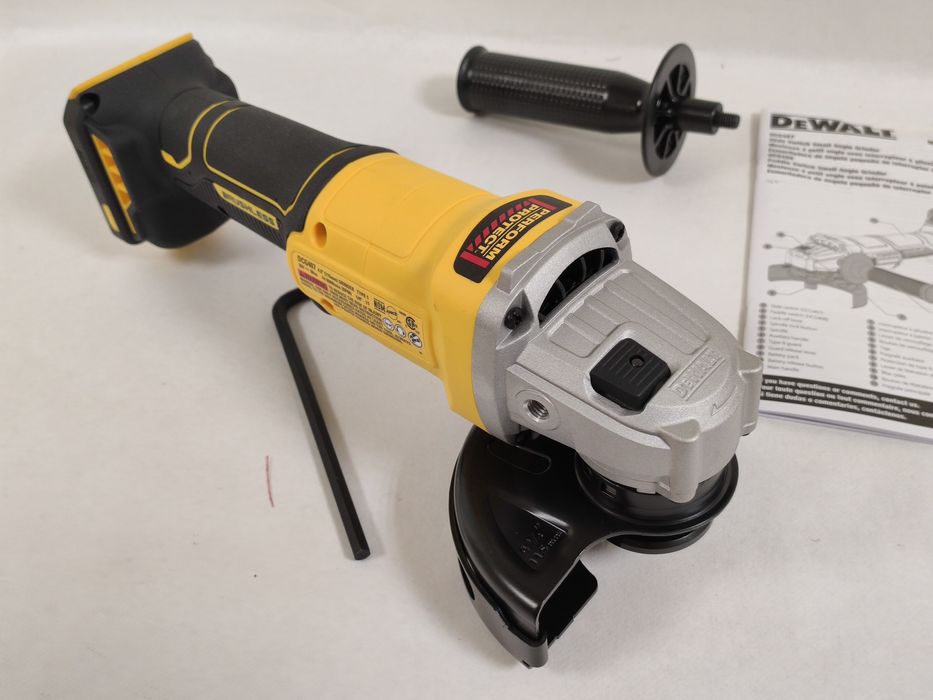 Оригінальна безщіткова кутова шліфмашина болгарка DeWALT DCG407 XR 20V