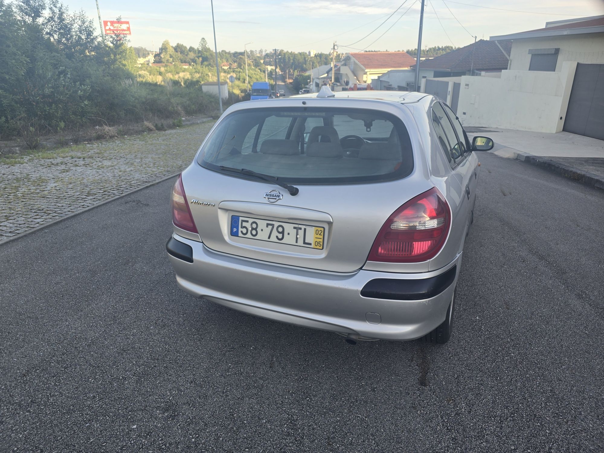 Nissan Almera 2.2 Di