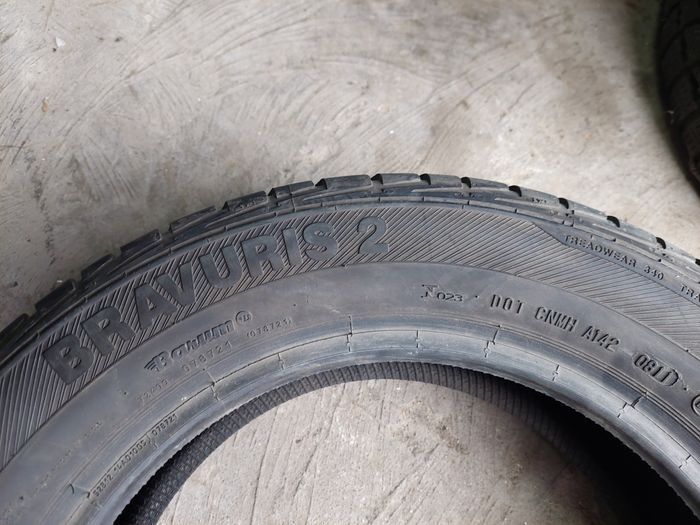 Opona letnia 205/55R15 Barum Bravuris 2 pojedynka