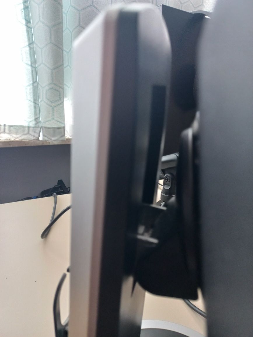 Monitor Samsung 949 N - 19 cali