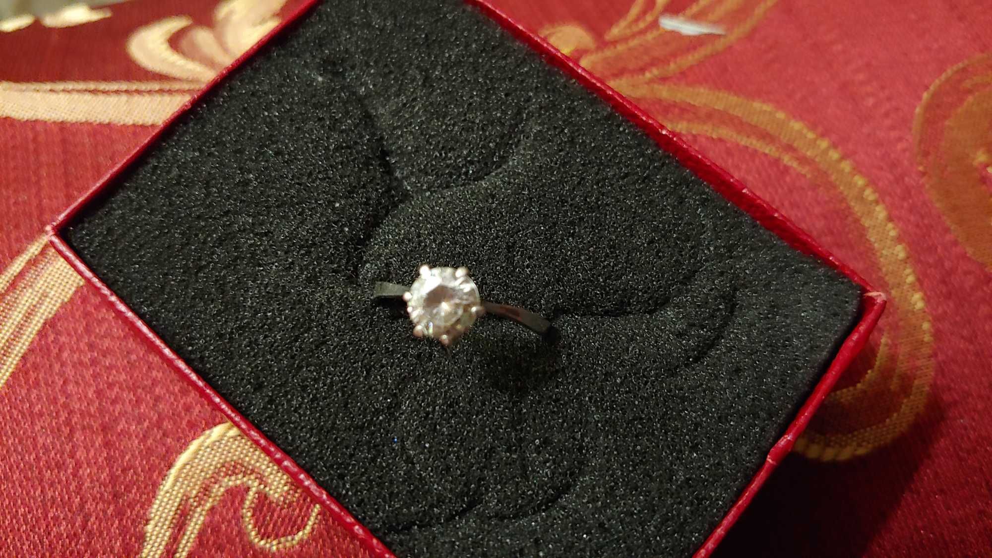 Серебряное кольцо с камнем, серебро, кольцо с камнем